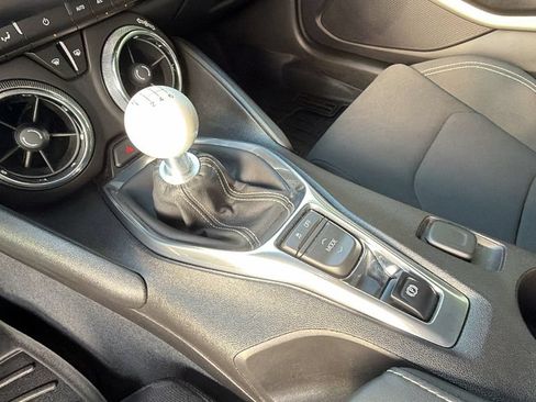 Used 2016 Chevrolet Camaro LT RWD image 20