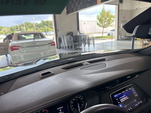 Used 2020 Cadillac XT4 Premium Luxury w/ Driver Awareness Package FWD image 10