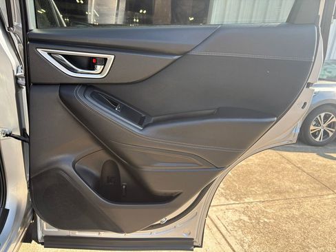 Used 2019 Subaru Forester Premium image 29