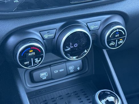 New 2026 Hyundai Venue SEL image 20