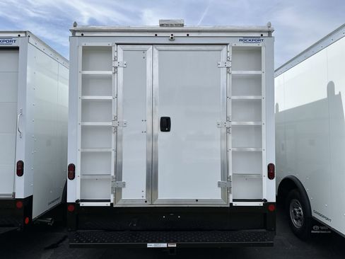 New 2025 GMC Savana 3500 w/ Power Convenience Package RWD image 22