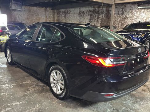 Certified 2025 Toyota Camry LE FWD image 7