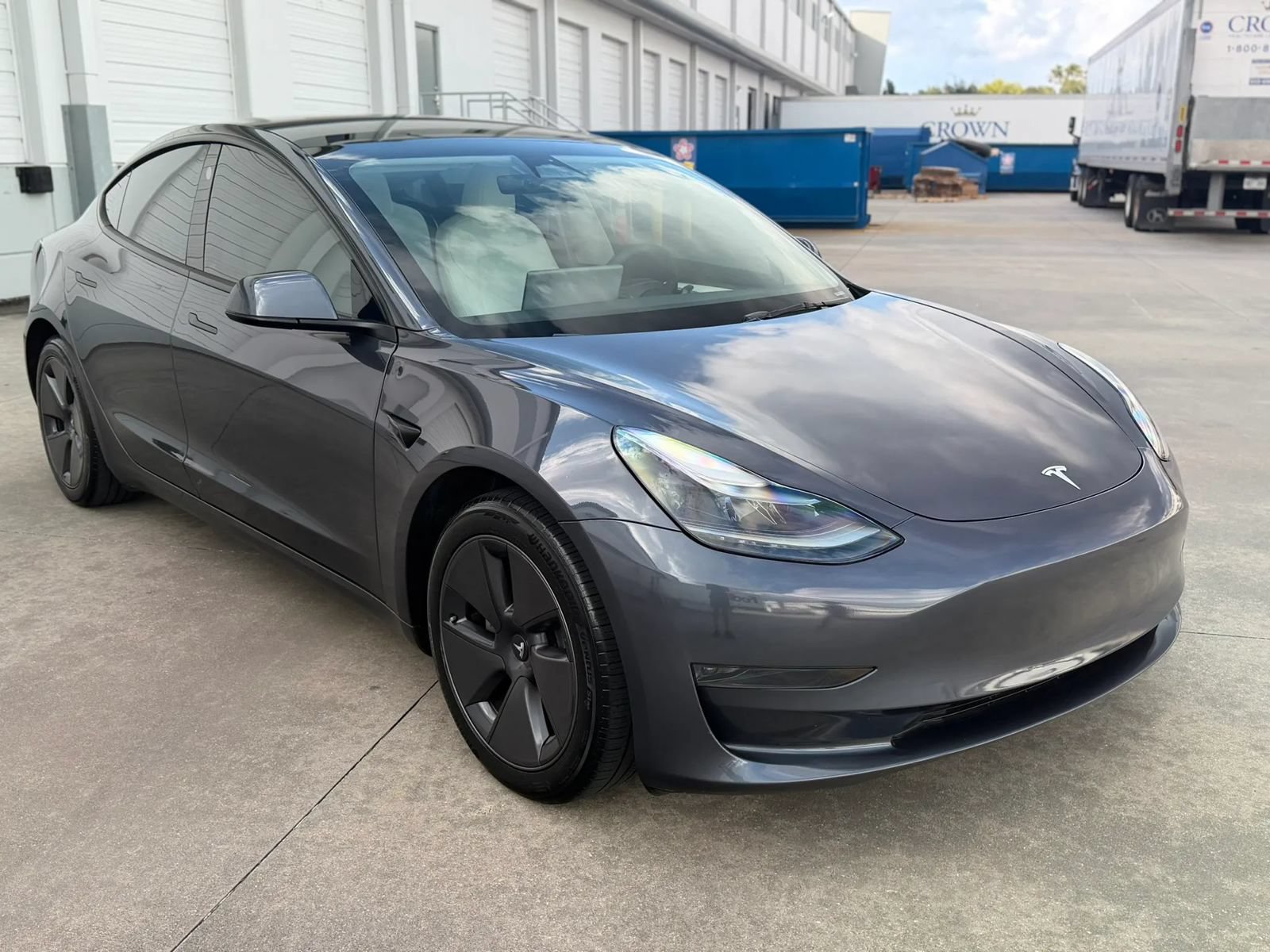 Used 2023 Tesla Model 3 Standard Range RWD image 4
