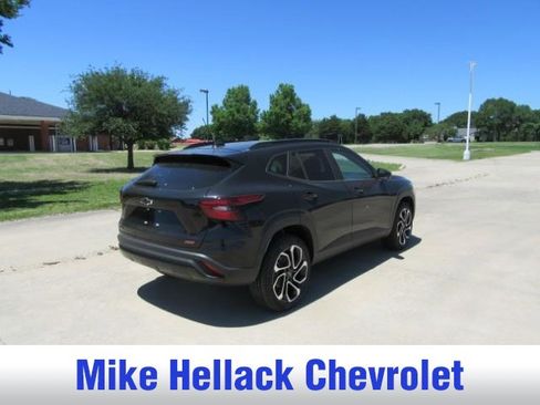 New 2026 Chevrolet Trax RS w/ Driver Confidence Package FWD image 7