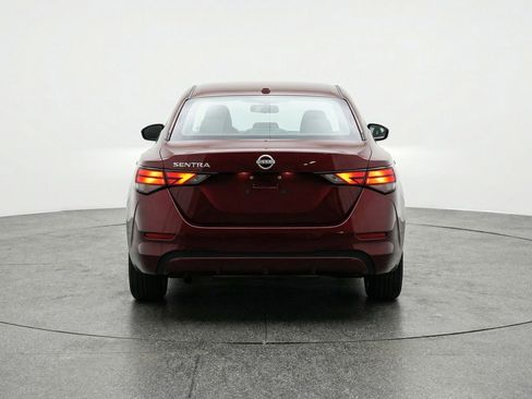 Used 2025 Nissan Sentra SV image 7