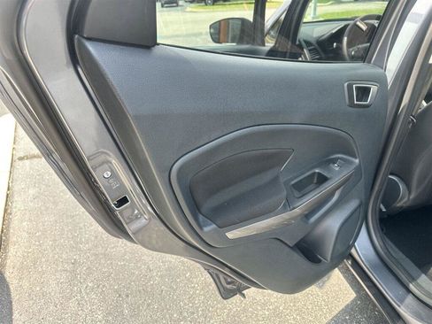 Used 2019 Ford EcoSport SE w/ SE Convenience Package FWD image 16