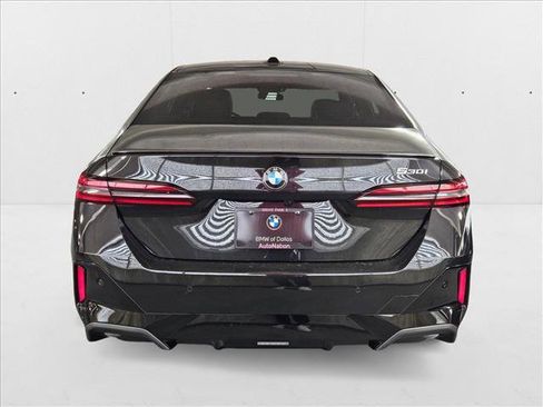 New 2026 BMW 530i w/ Executive Package image 8