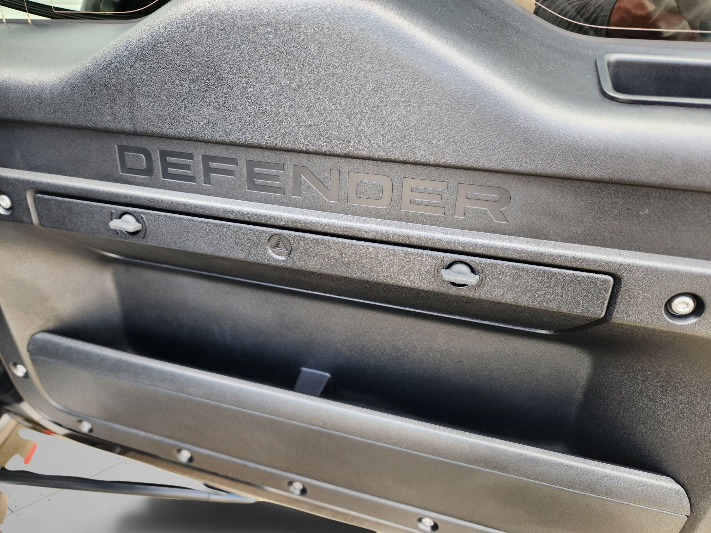 Used 2023 Land Rover Defender 110 Carpathian Edition AWD/4WD image 33