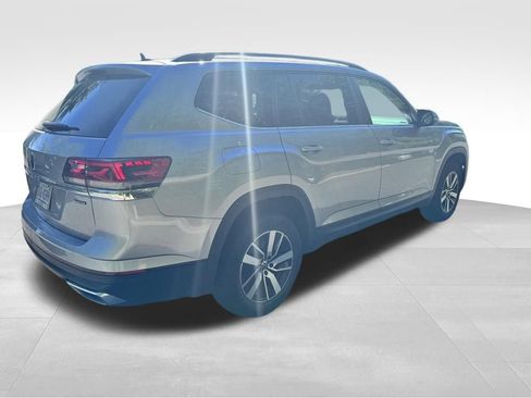 Certified 2023 Volkswagen Atlas SE AWD/4WD image 4