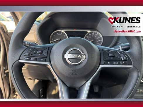 Used 2024 Nissan Sentra SV image 33