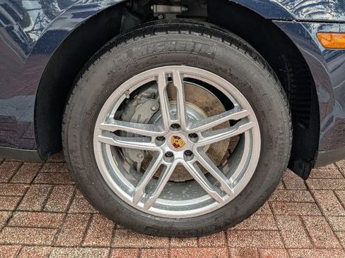 Used 2021 Porsche Macan S image 9