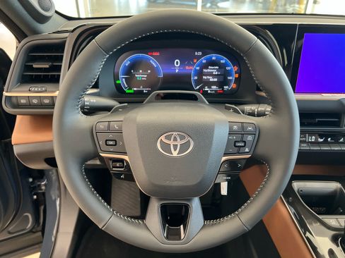New 2026 Toyota Crown Signia w/ Advanced Technology Package AWD/4WD image 16