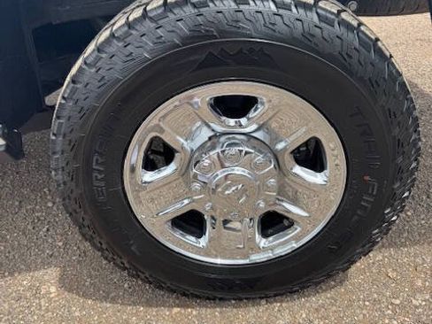 Used 2023 RAM 2500 Tradesman w/ Chrome Appearance Group AWD/4WD image 48
