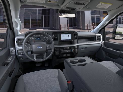 New 2026 Ford F250 XL w/ STX Appearance Package AWD/4WD image 9