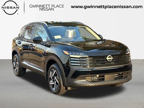 New 2026 Nissan Kicks SV image 3