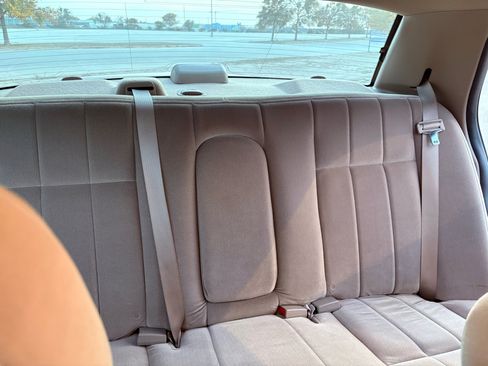 Used 2003 Mercury Grand Marquis GS image 24