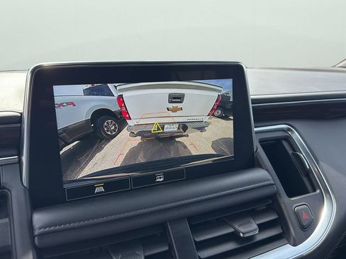 Used 2021 Chevrolet Tahoe Z71 AWD/4WD image 18
