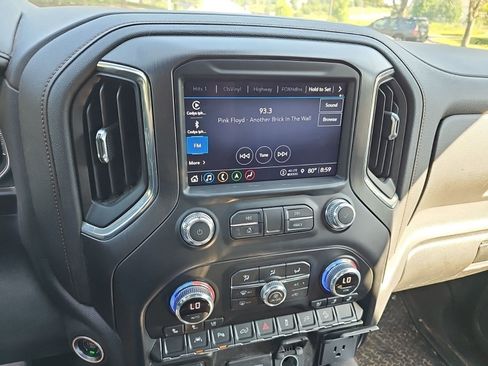 Used 2022 GMC Sierra 1500 AT4 w/ AT4 Premium Package AWD/4WD image 20