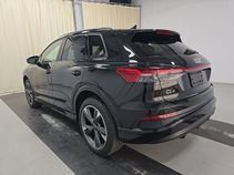 Used 2023 Audi Q4 e-tron Premium Plus w/ Premium Plus AWD/4WD image 22
