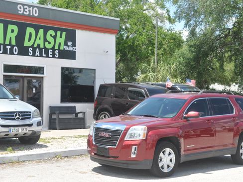 Used 2011 GMC Terrain SLE FWD image 5