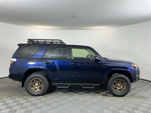 Used 2021 Toyota 4Runner SR5 Premium w/ Moonroof Package AWD/4WD image 4