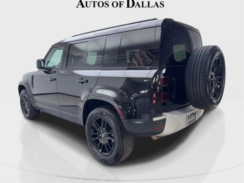 Used 2025 Land Rover Defender 110 S image 9