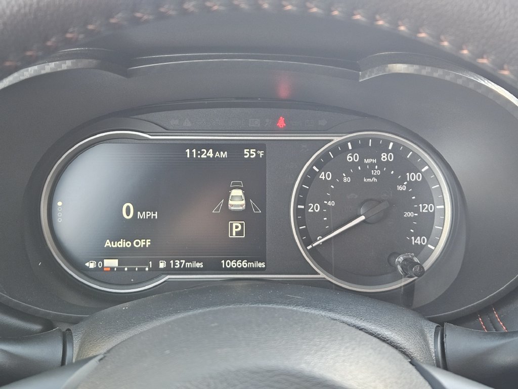 Used 2025 Nissan Versa SR w/ Trunk Package FWD image 10
