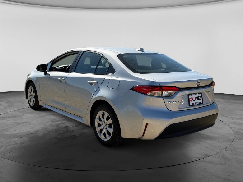 Used 2024 Toyota Corolla LE FWD image 7