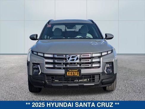 Used 2025 Hyundai Santa Cruz SEL image 8