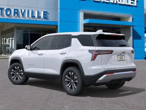 New 2027 Chevrolet Equinox LT AWD/4WD image 3