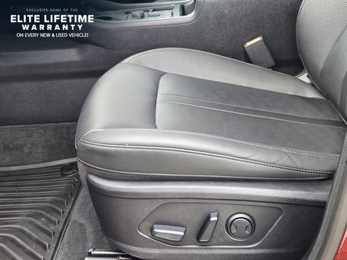 Certified 2025 Kia Sorento S FWD image 23