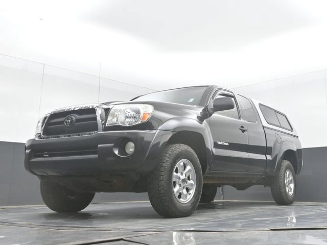 Used 2005 Toyota Tacoma PreRunner w/ SR5 Pkg #3 RWD image 37