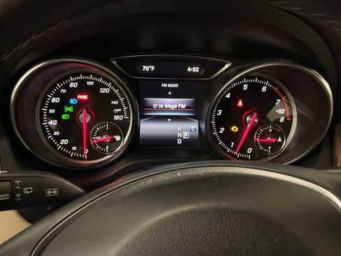 Used 2018 Mercedes-Benz GLA 250 4MATIC image 15