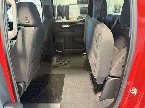 Used 2025 Chevrolet Silverado 1500 LT image 18