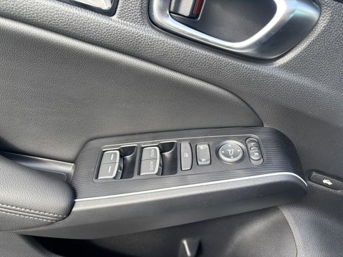 Used 2025 Honda Civic Sport image 28