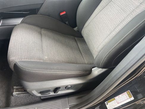 Used 2023 Nissan Rogue SV image 7