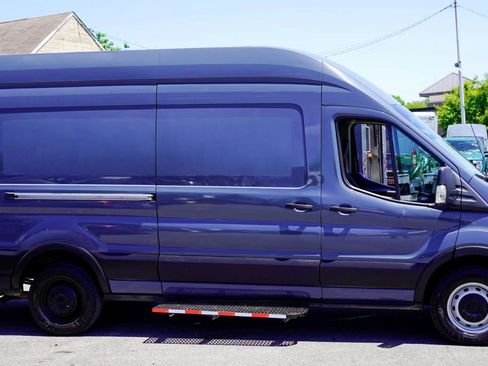 Used 2020 Ford Transit 250 148 High Roof Extended RWD image 8