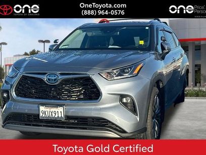 Used 2023 Toyota Highlander Platinum