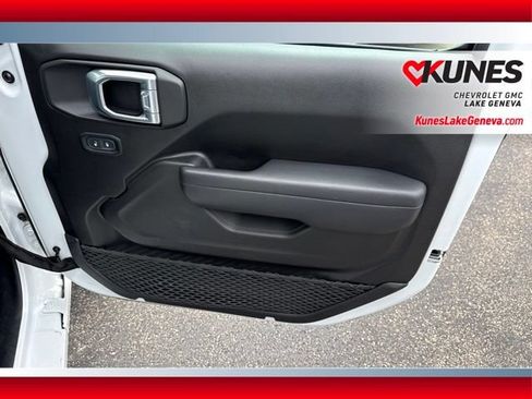 Used 2025 Jeep Wrangler Unlimited Sport AWD/4WD image 21