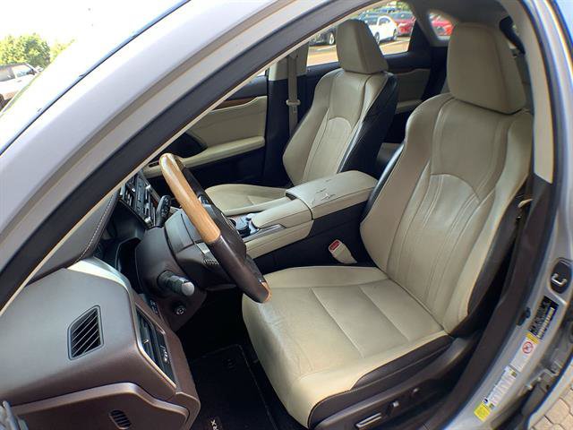 Used 2016 Lexus RX 350 FWD w/ Premium Package image 11