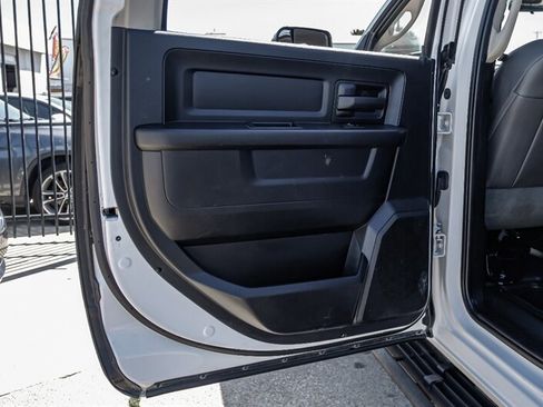 Used 2015 RAM 3500 Tradesman w/ Popular Equipment Group image 36