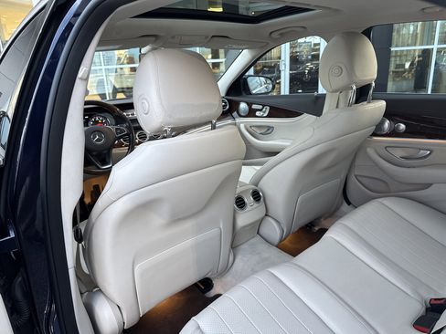 Used 2017 Mercedes-Benz E 300 image 15