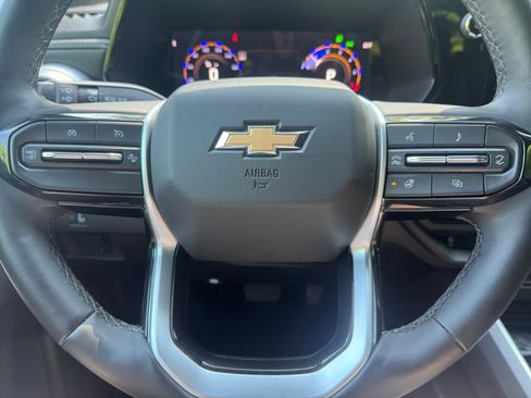 Used 2026 Chevrolet Colorado LT w/ LT Convenience Package AWD/4WD image 17