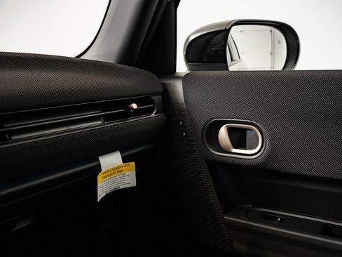Certified 2026 MINI Cooper 4-Door Hardtop FWD image 34
