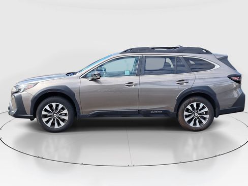 Certified 2023 Subaru Outback Limited AWD/4WD image 4
