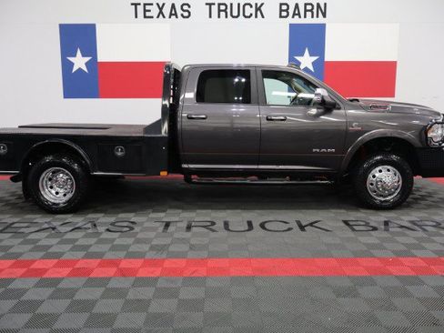 Used 2022 RAM 3500 Laramie AWD/4WD image 22