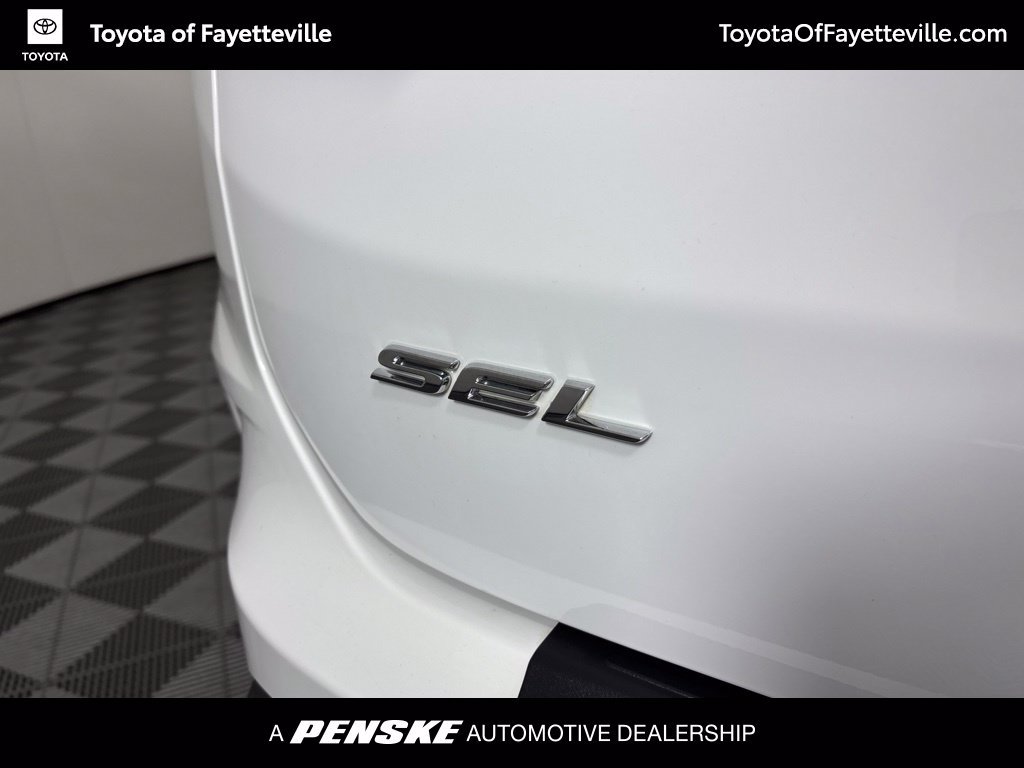 Used 2022 Ford Edge SEL AWD/4WD image 4