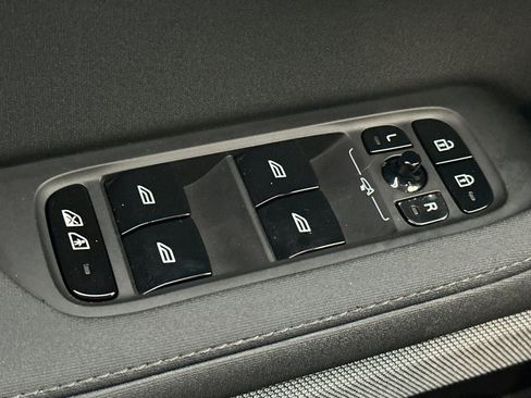 Used 2024 Polestar Polestar 2 w/ Pilot Pack image 15