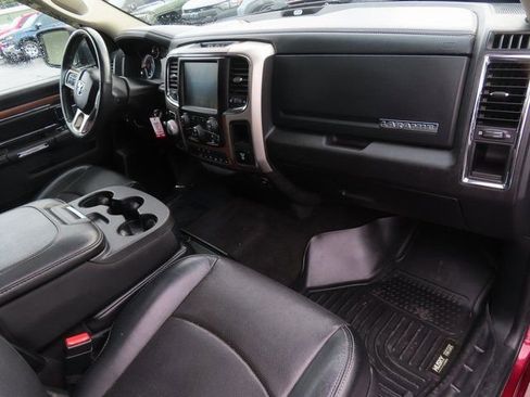 Used 2017 RAM 1500 Laramie image 44