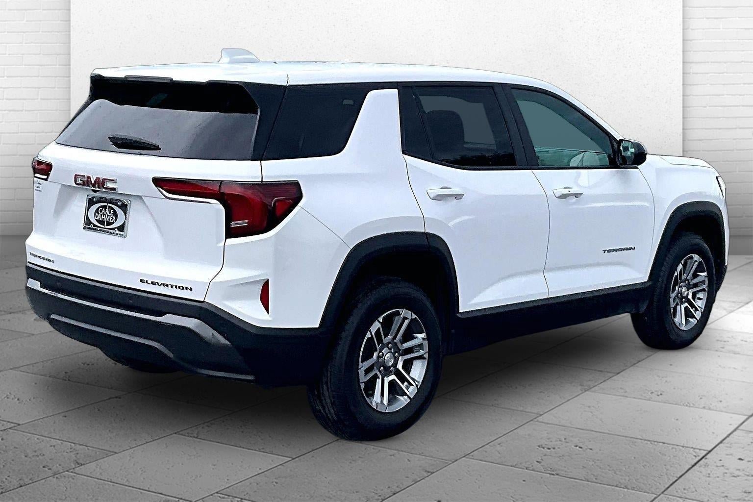 Used 2026 GMC Terrain Elevation FWD image 14
